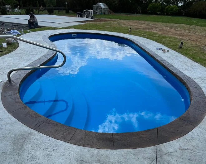 full view pool with hose